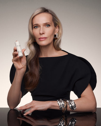 Pore-Blurring Primer Stick